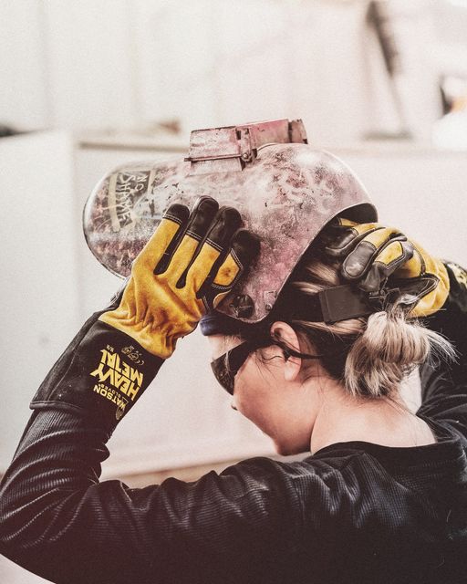 Image of Watson Gloves 2782 Woman’s Fired up