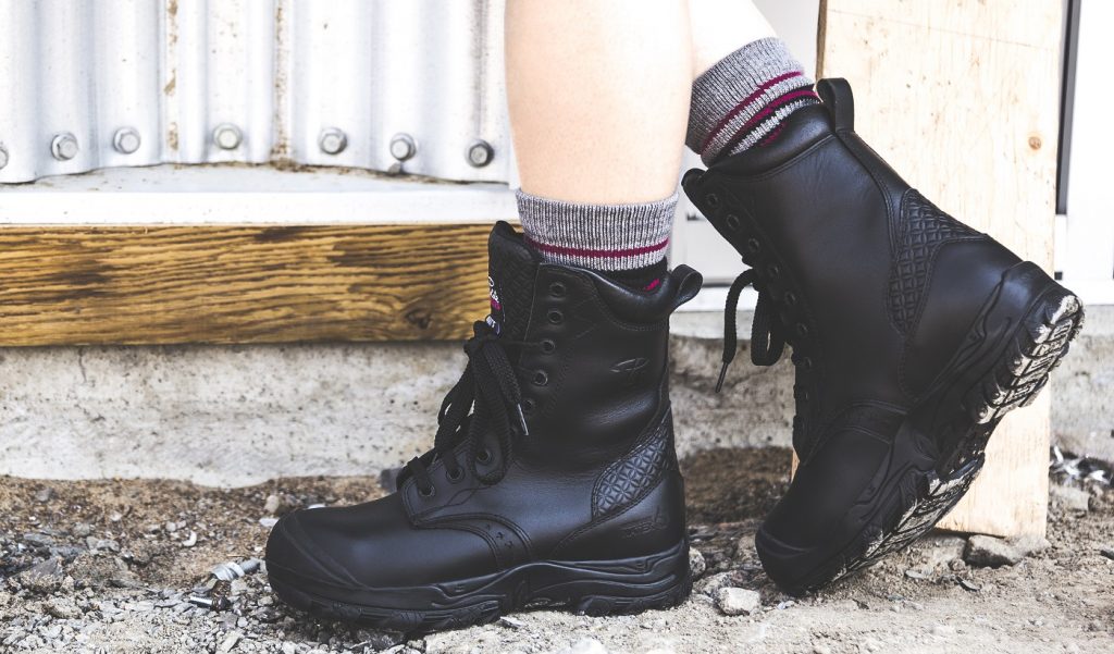 Image of P&F Women's waterproof safety boots – PF642